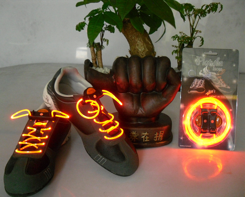 أربطة الحذاء LED